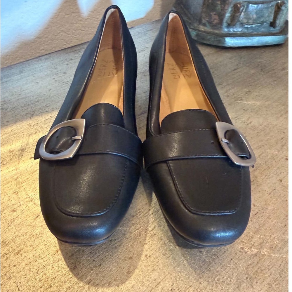 Naturalizer Womens Black Leather Buckle Square Toe Loafers Shoes Size 7.5 W